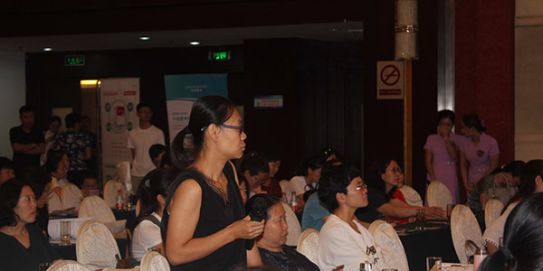 圖11-4-學員與導師互動4-r.jpg 圖11-4-學員與導師互動4-r.jpg