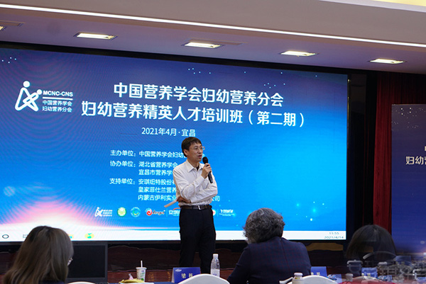 03-楊振宇.jpg 03-楊振宇.jpg