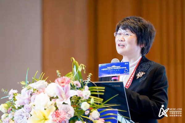 李燕.jpeg 李燕.jpeg